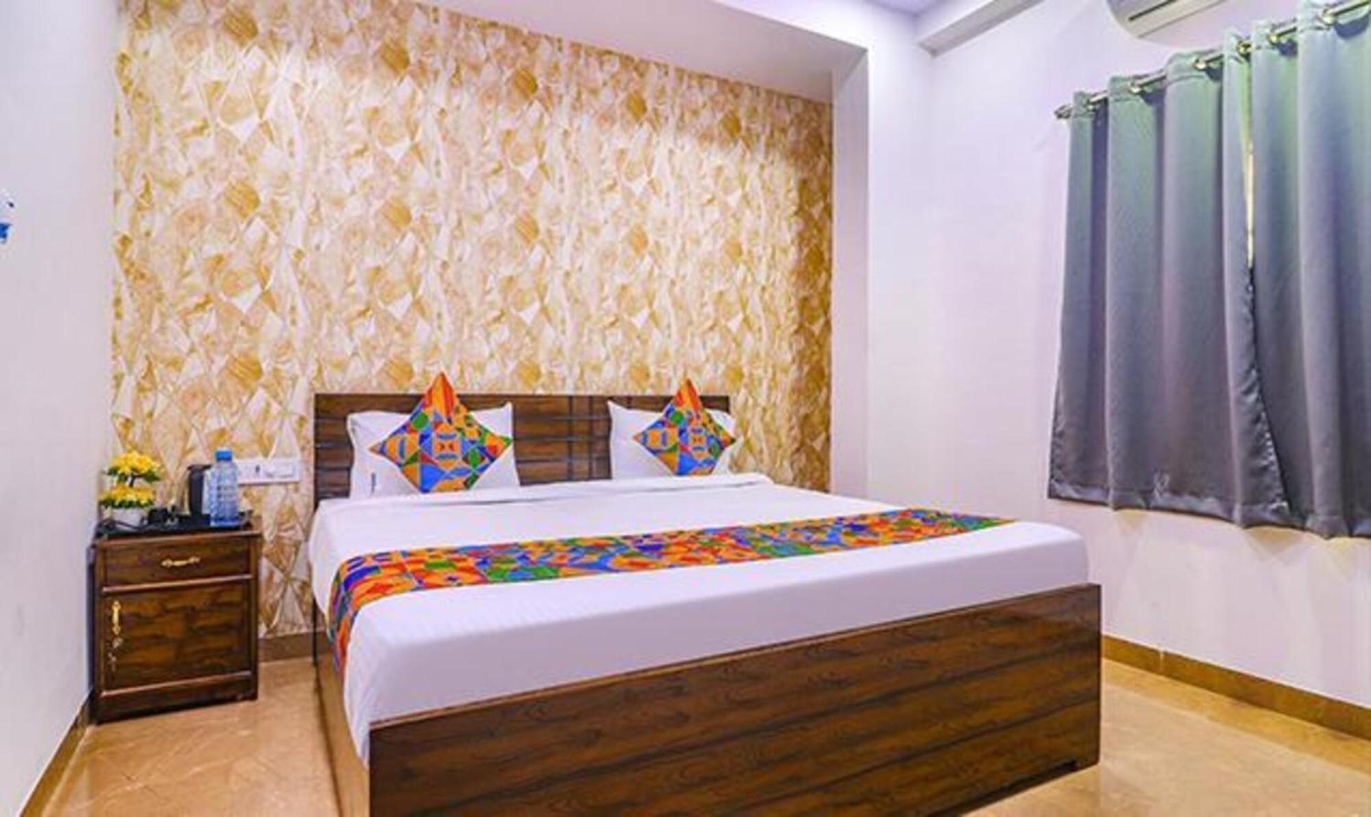 Fabexpress The Dream Elite - Nr Golconda Fort, Manikonda Hyderabad Eksteriør bilde